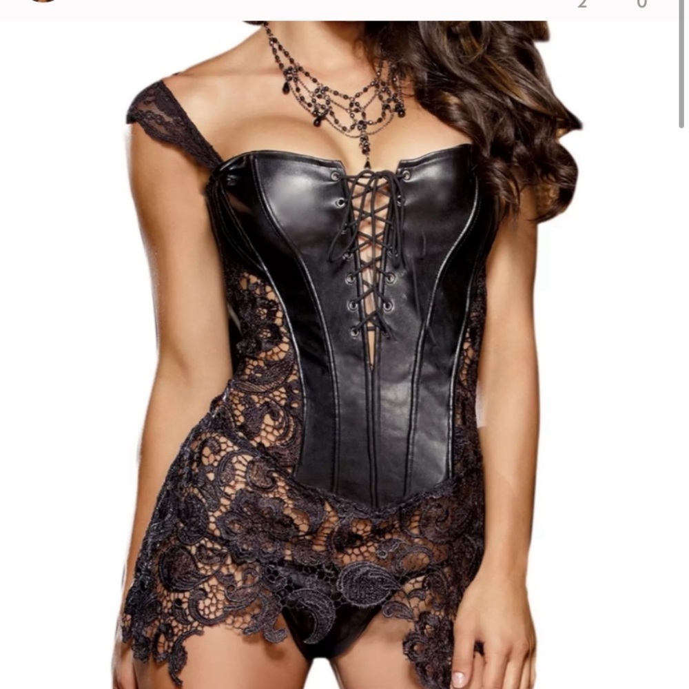 Dream girl NWT black Faux Leather Lace Corset